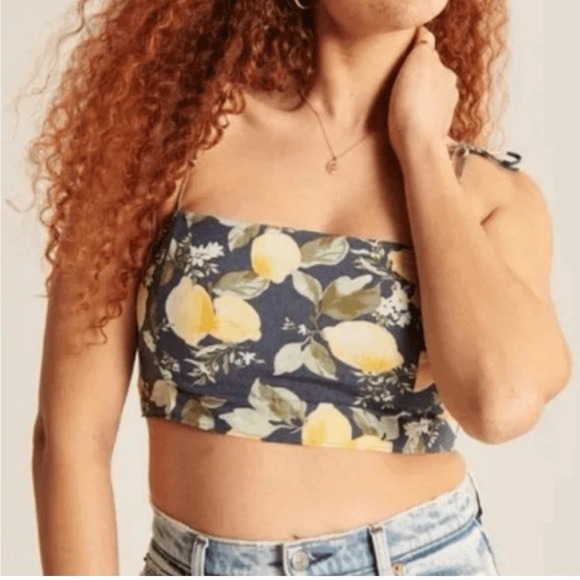 Abercrombie & Fitch Lemons Crop Top Size Small Womens Lemon Print Smocked Blue - Picture 3 of 7